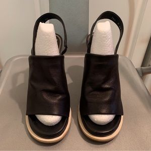 Robert Clergerie luscious leather sling black sandals.